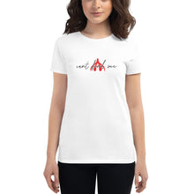 CantFind Women's  t-shirt