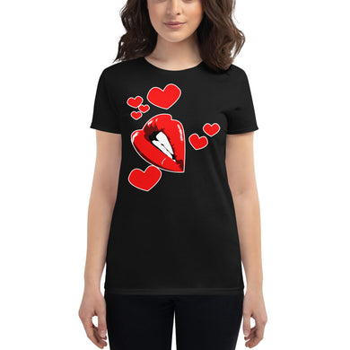 LipsNhearts Women's t-shirt